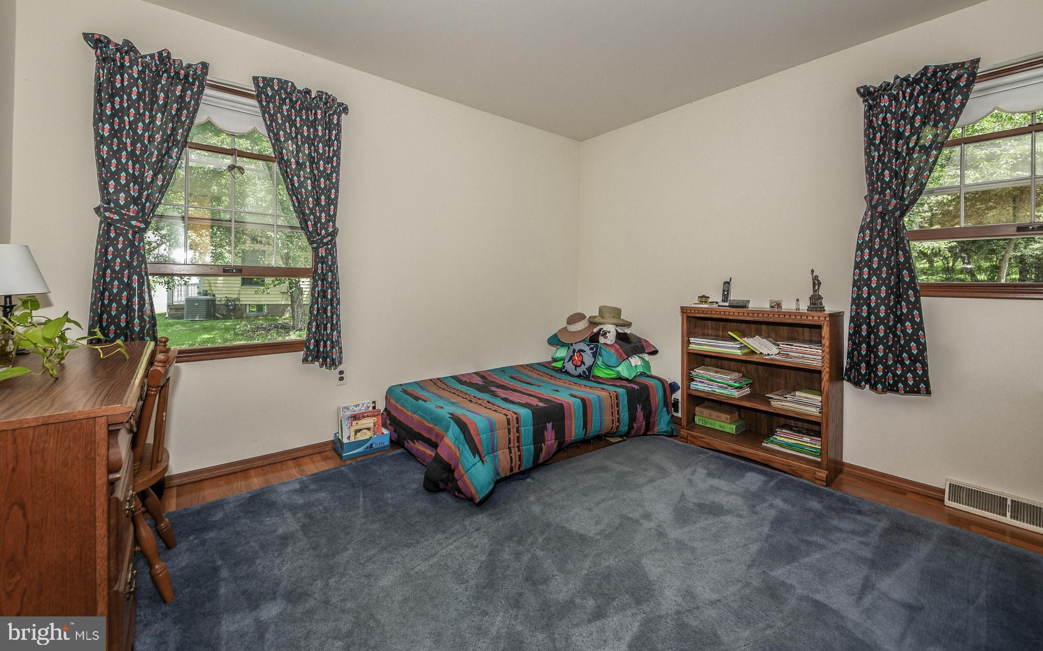 104 Jacobs Creek Road Ewing, NJ 08628 - Photo 17 of 34 Gallery Image 17
