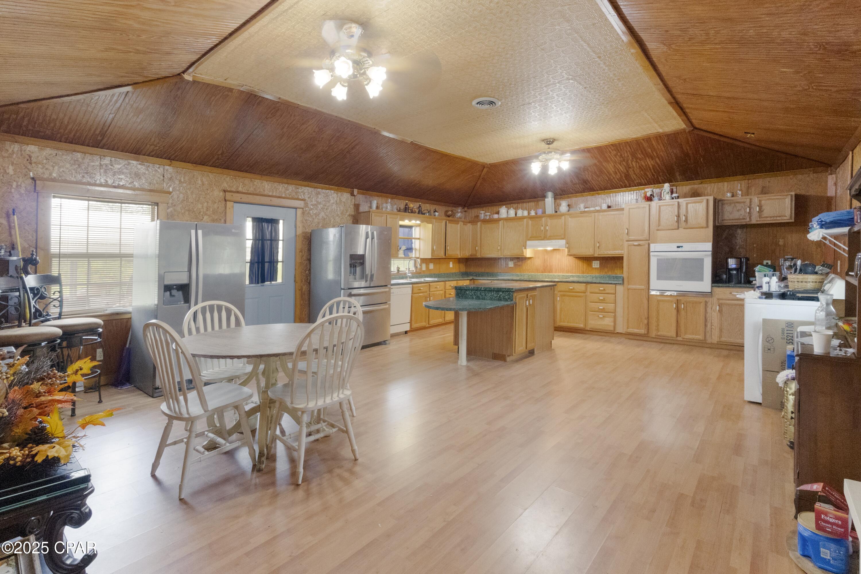 2192 Pike Pond Road Alford, FL 32420 - Photo 12 of 27 Gallery Image 12