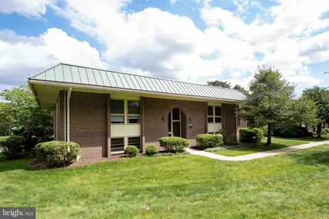 $141,000 | 3360 Gleneagles Drive, Unit 712B, Silver Spring, MD 20906