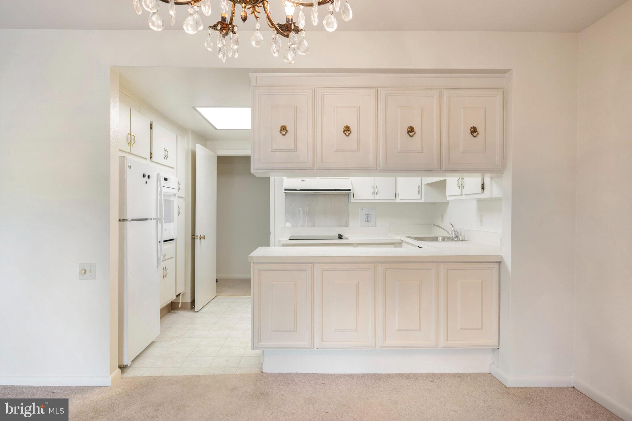 3360 Gleneagles Drive, Unit 712B Silver Spring, MD 20906 - Photo 7 of 32