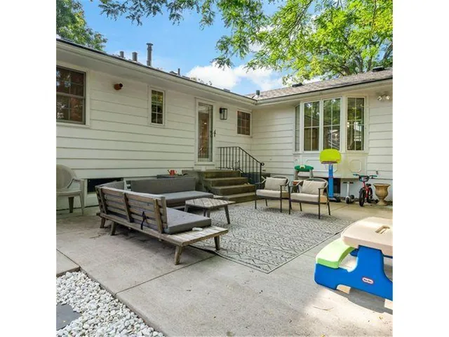 $3,800 | 4520 Vandervork Avenue, Edina, MN 55436