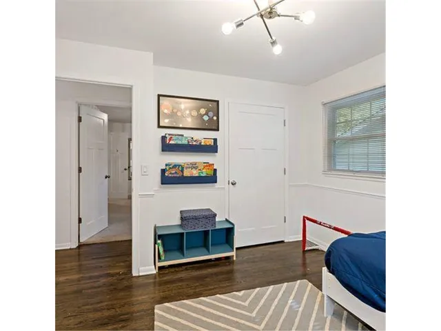 $3,800 | 4520 Vandervork Avenue, Edina, MN 55436