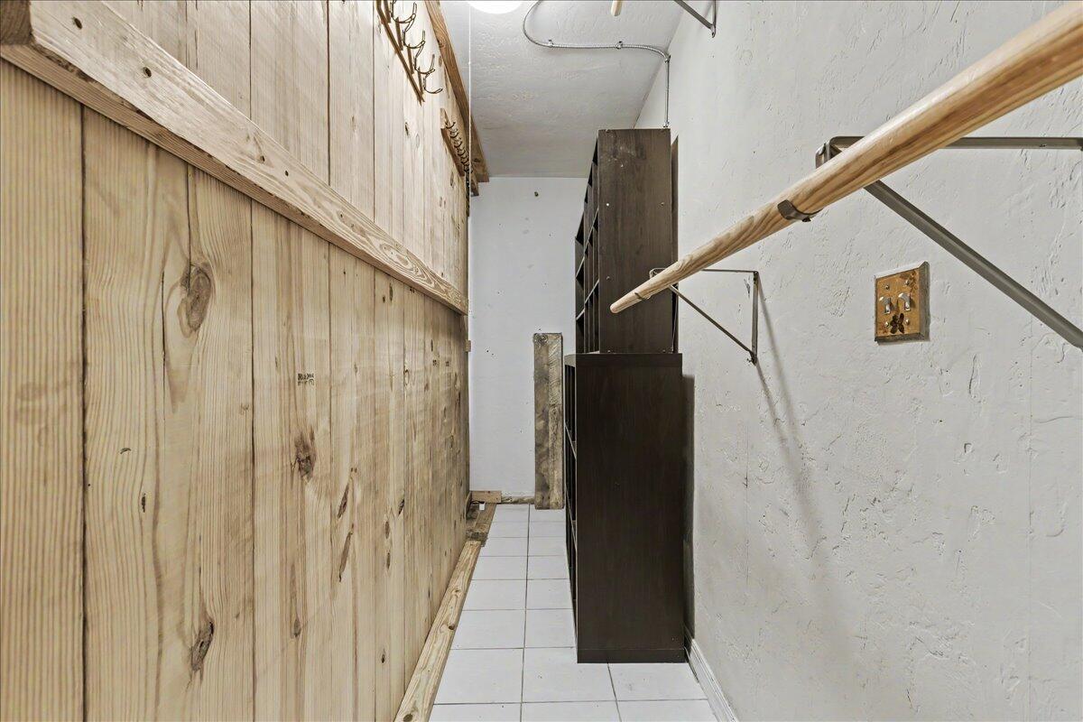 411 Southwest 1st Street Boca Raton, FL 33432 - Photo 44 of 47 Closet