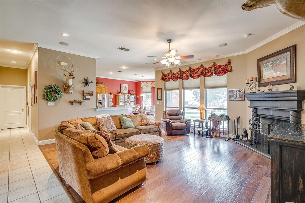 709 Lonesome Prairie Trail Haslet, TX 76052 - Photo 4 of 32