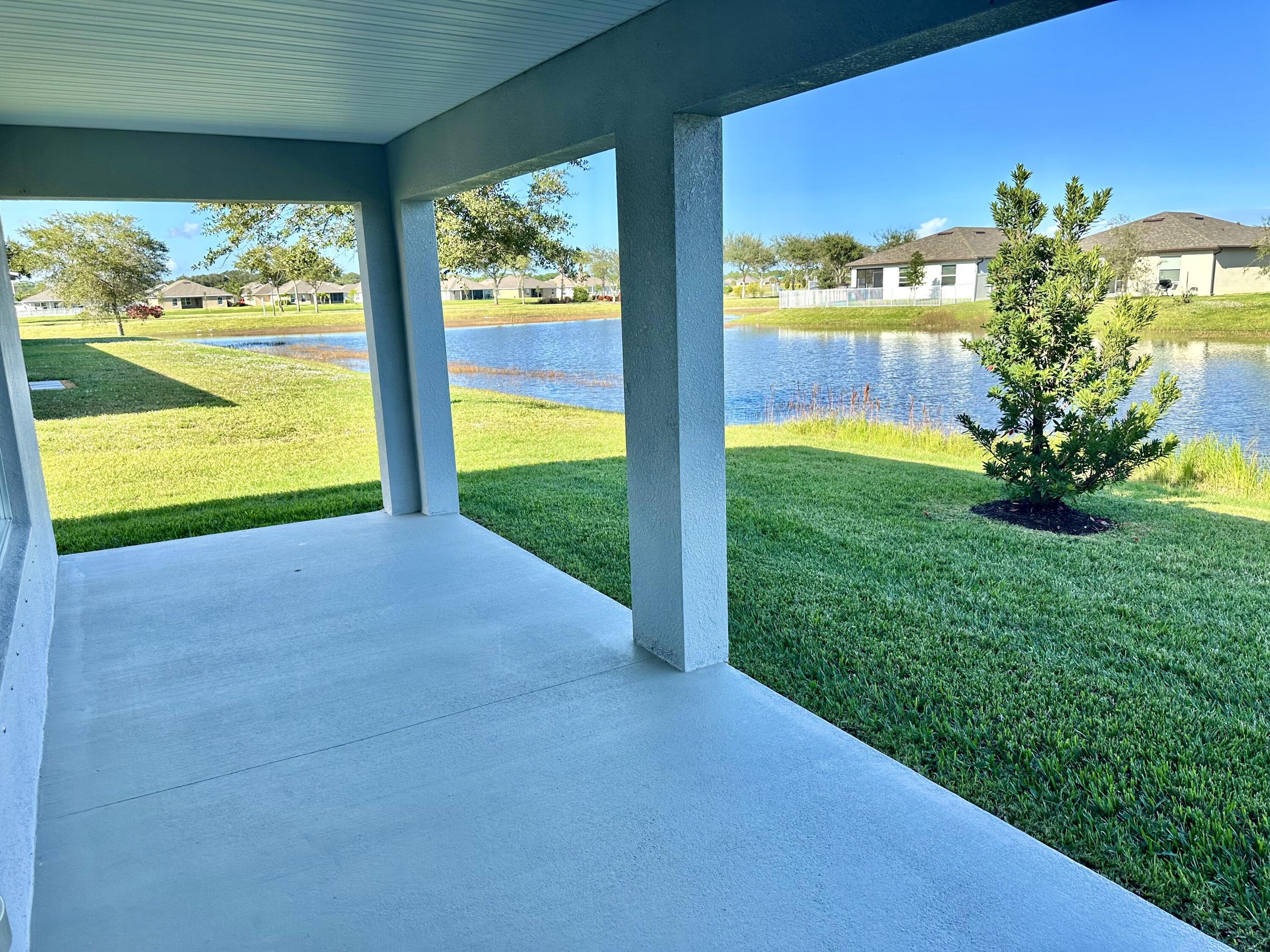8633 Modeno Street Fort Pierce, FL 34951 - Photo 18 of 33 IMG_1982