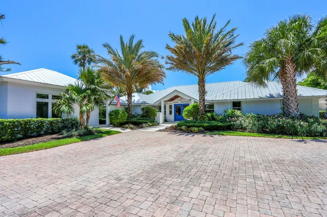 $15,000 | 11 North River Road, Sewall's Point, FL 34996