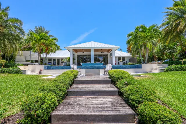 $15,000 | 11 North River Road, Sewall's Point, FL 34996