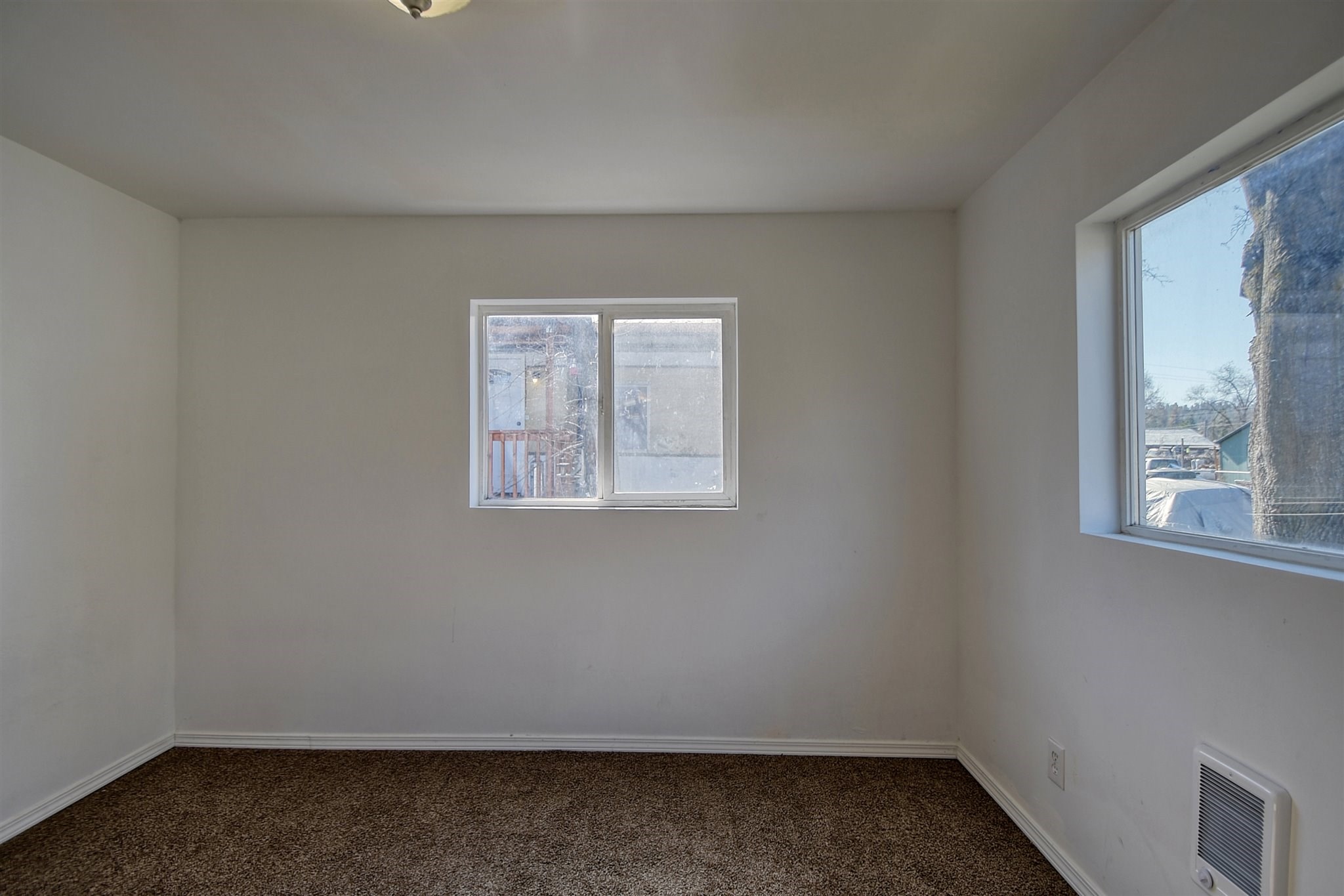 619 South McKinnon Road Spokane Valley, WA 99212 - Photo 12 of 15