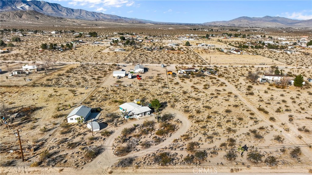 9482 Palomar Trail Lucerne Valley, CA 92356 - Photo 39 of 45 a view of city and mountain