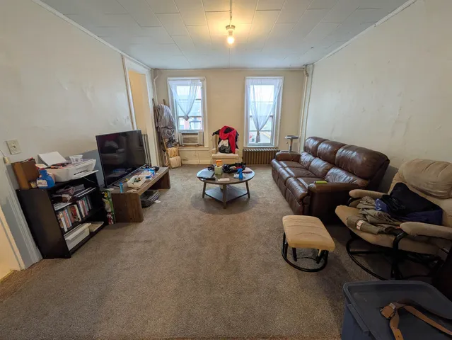 $600 | 15 West Main Street, Platteville, WI 53818