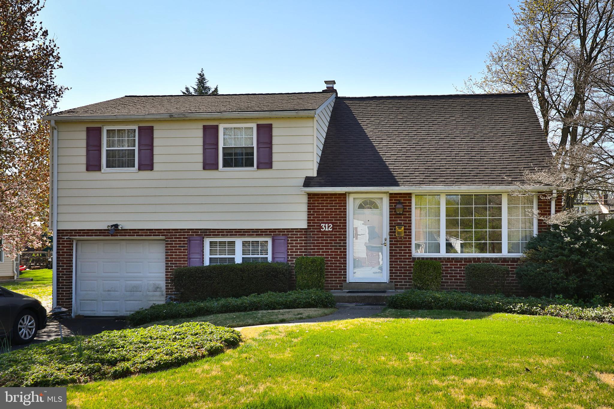 312 Poplar Road Flourtown, PA 19031 - Photo 1 of 18