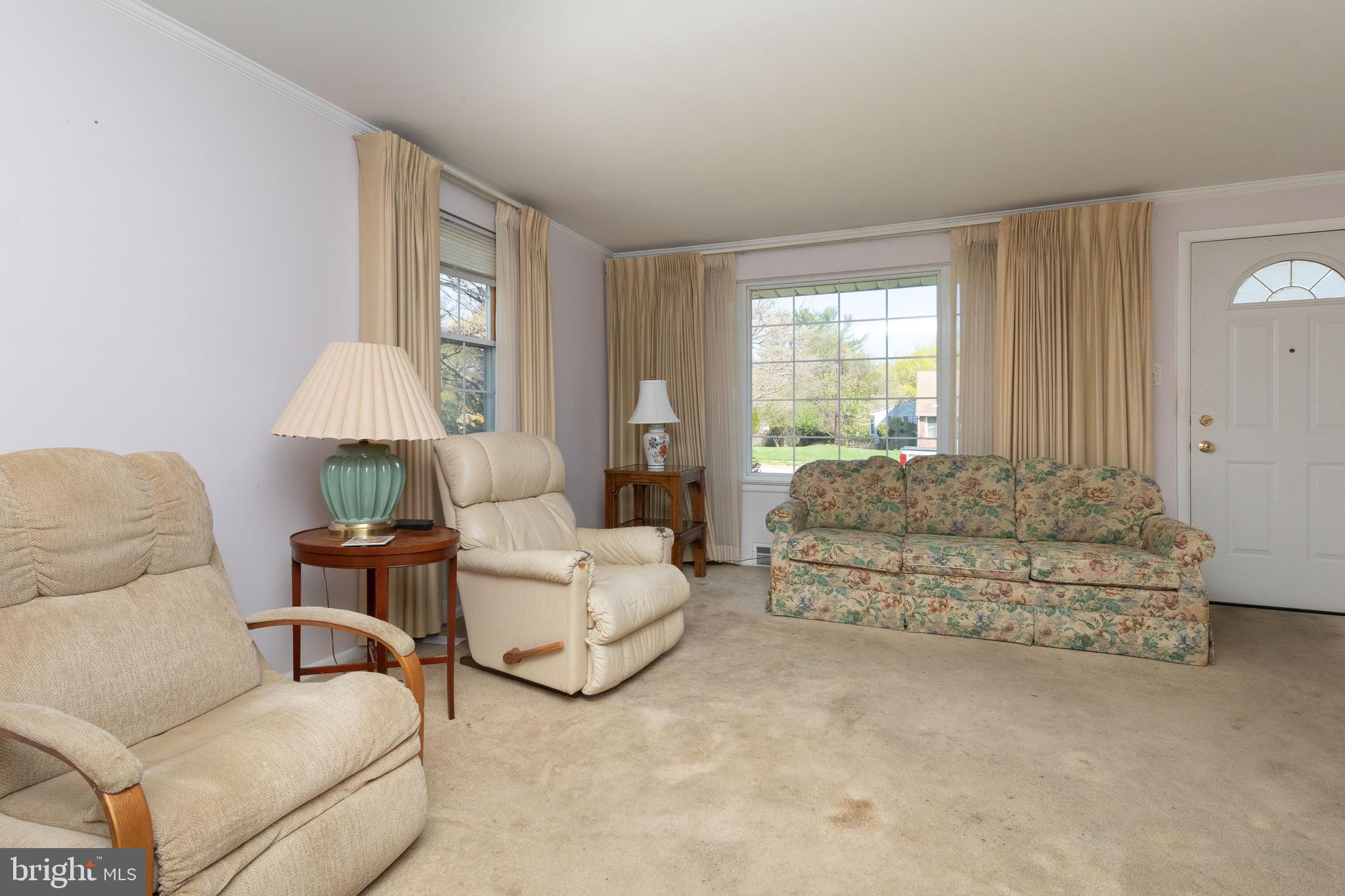 312 Poplar Road Flourtown, PA 19031 - Photo 4 of 18