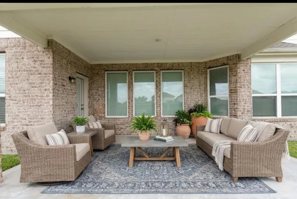$2,950 | 60 Indian Wells Drive, Manvel, TX 77578