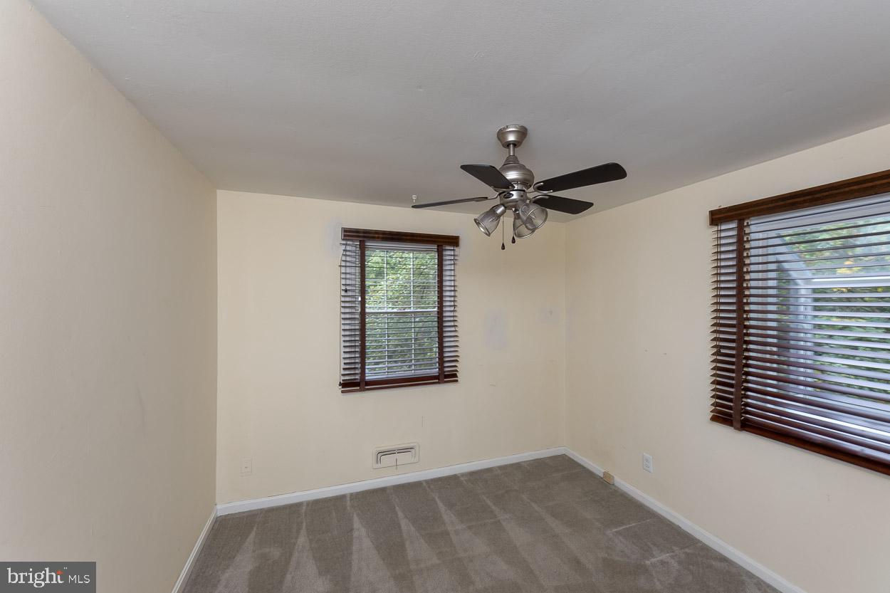 5105 Sekots Road Baltimore, MD 21207 - Photo 27 of 43