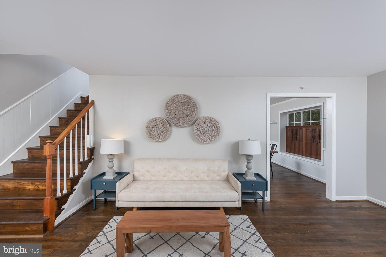 5105 Sekots Road Baltimore, MD 21207 - Photo 5 of 43