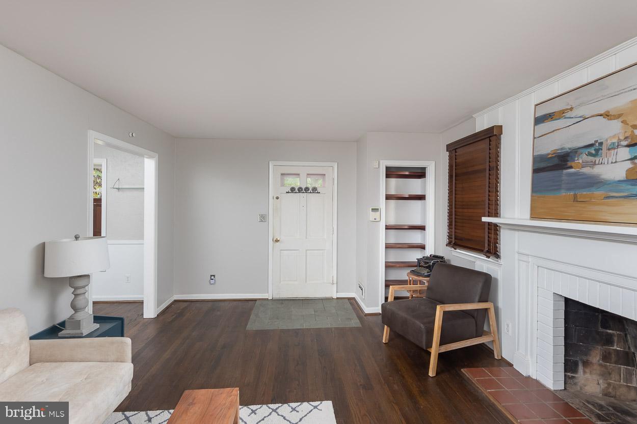 5105 Sekots Road Baltimore, MD 21207 - Photo 8 of 43