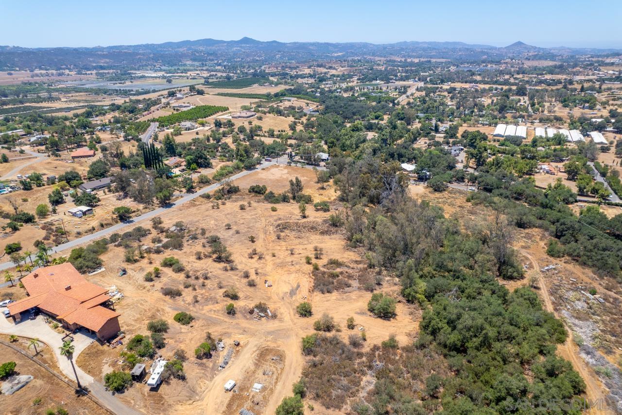 15612 Fruitvale Road Valley Center, CA 92082 - Photo 21 of 33 a view of a city with mountain