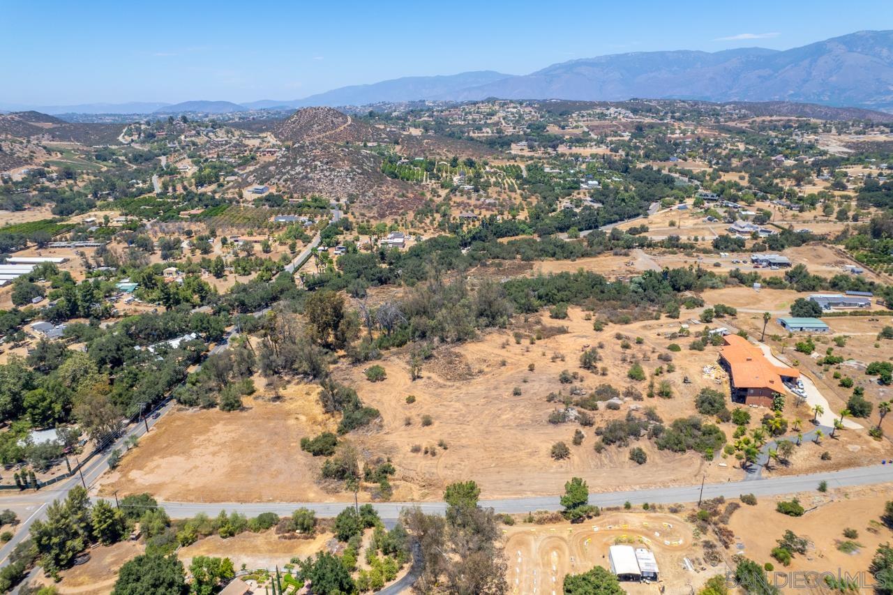15612 Fruitvale Road Valley Center, CA 92082 - Photo 31 of 33 view of city and mountain