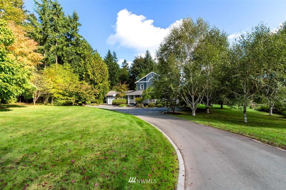 7396 Springridge Road Northeast Bainbridge Island, WA 98110 - Photo 2 of 25 Gallery Image 2