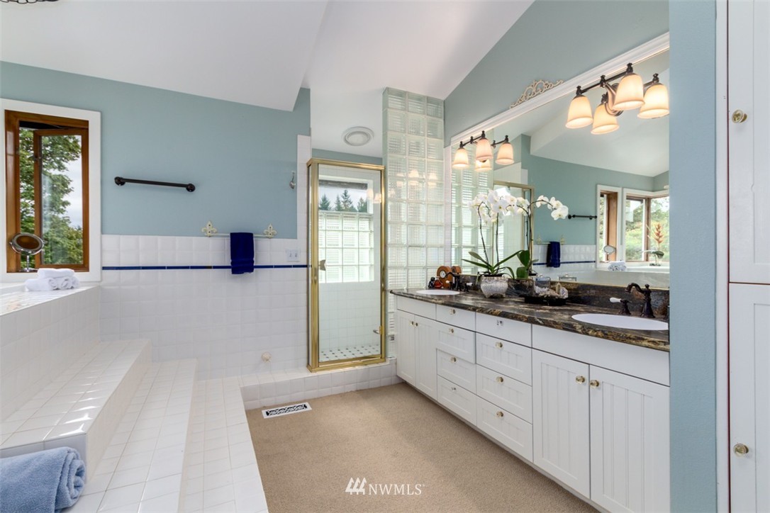 7396 Springridge Road Northeast Bainbridge Island, WA 98110 - Photo 18 of 25 Gallery Image 18