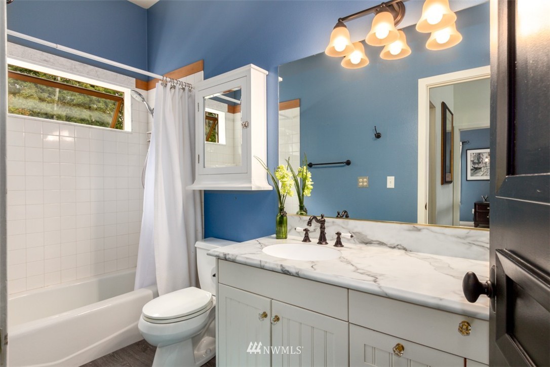 7396 Springridge Road Northeast Bainbridge Island, WA 98110 - Photo 20 of 25 Gallery Image 20