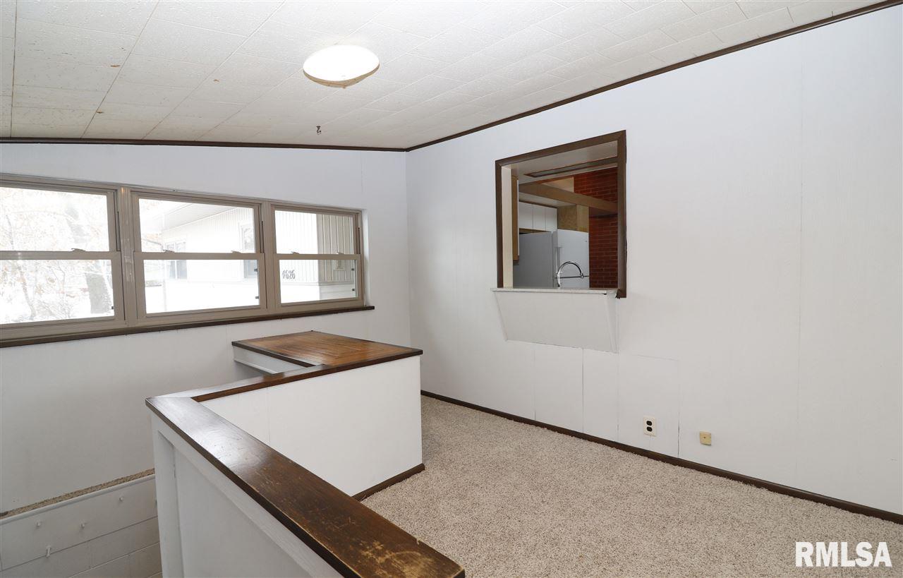 4626 East Lyndale Road Peoria, IL 61614 - Photo 13 of 36 Gallery Image 13