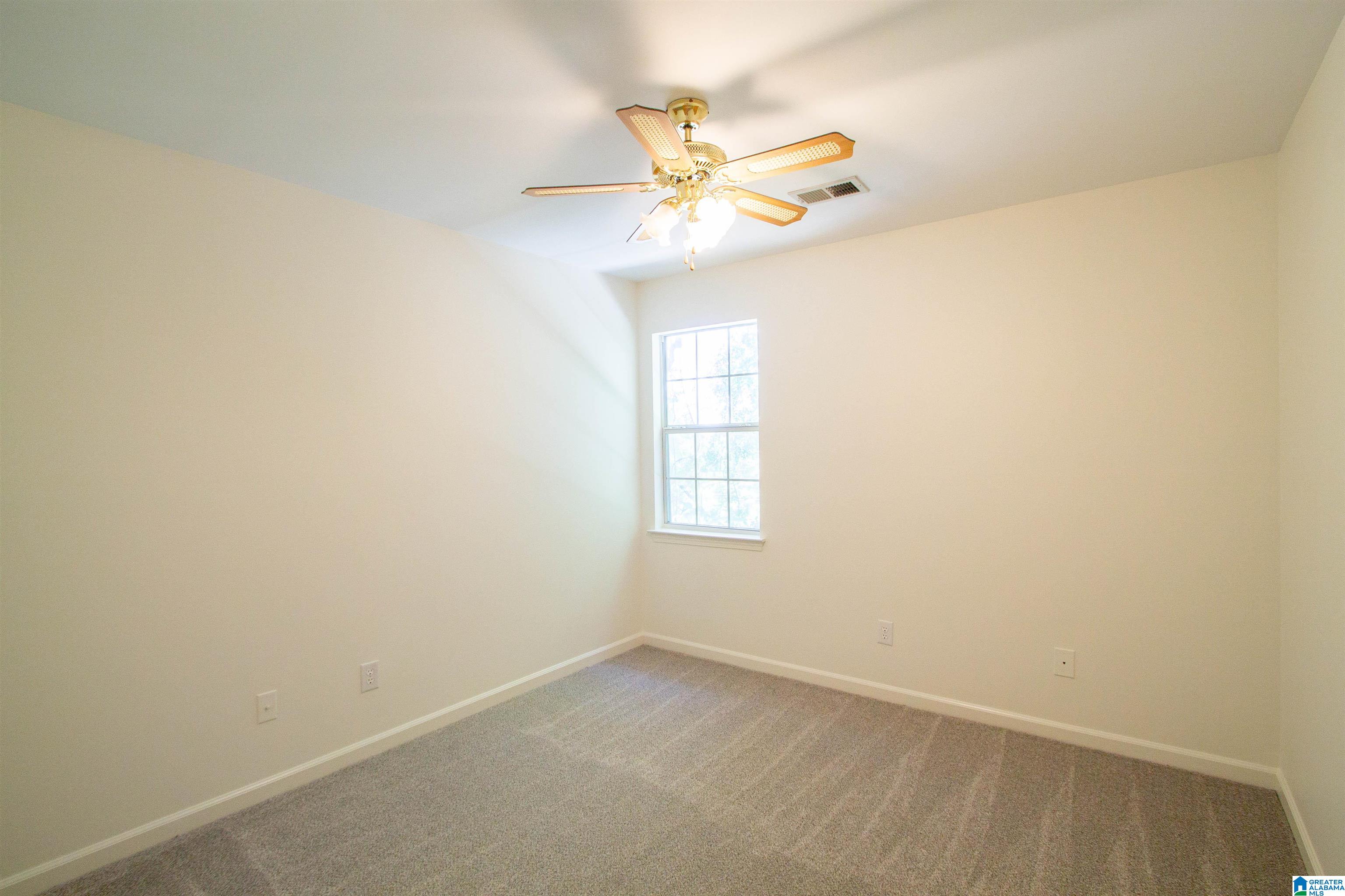 107 Windsor Ridge Drive Pelham, AL 35124 - Photo 35 of 58