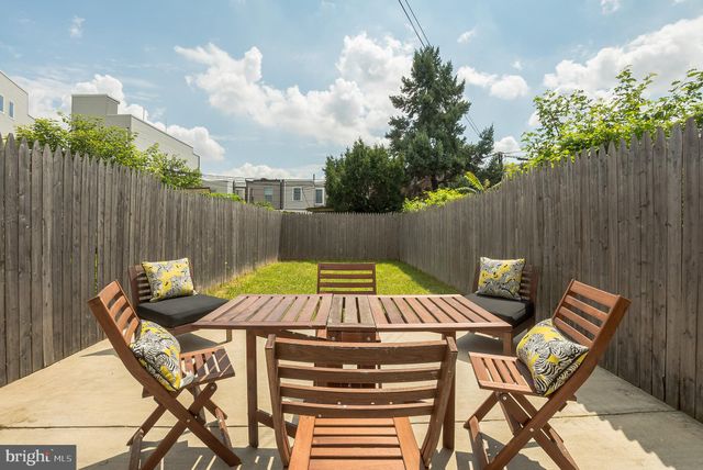 $540,000 | 858 East Thompson Street, Philadelphia, PA 19125