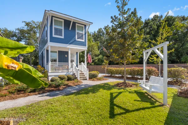 $379,000 | 2207 Government Street, Unit 29, Ocean Springs, MS 39564