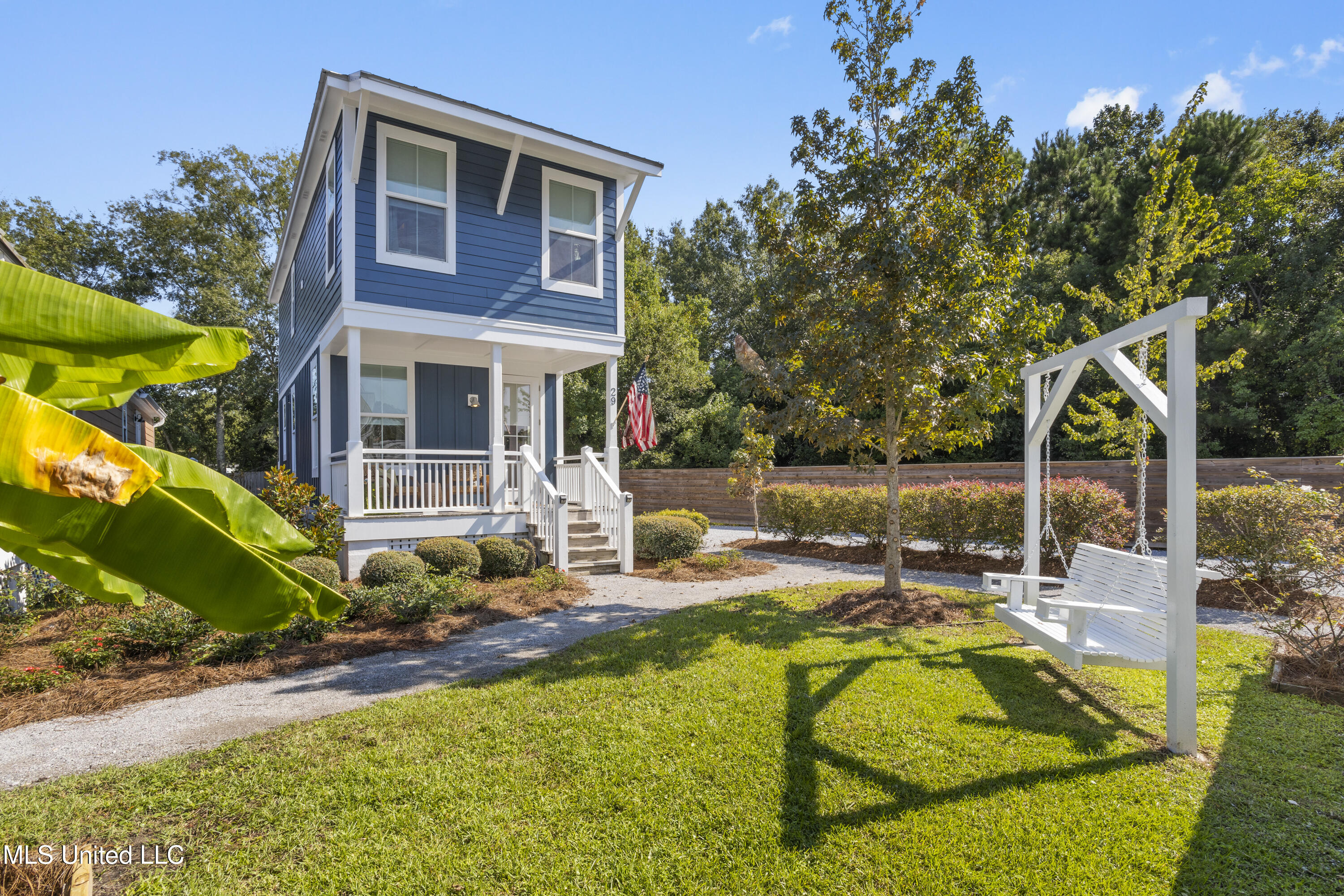 2207 Government Street, Unit 29 Ocean Springs, MS 39564 - Photo 1 of 27 Cute Entrance