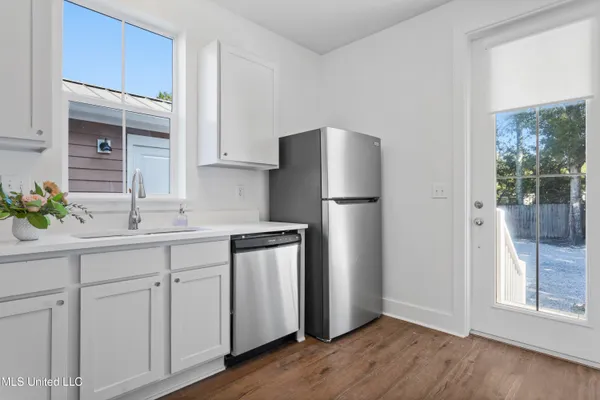 $379,000 | 2207 Government Street, Unit 29, Ocean Springs, MS 39564