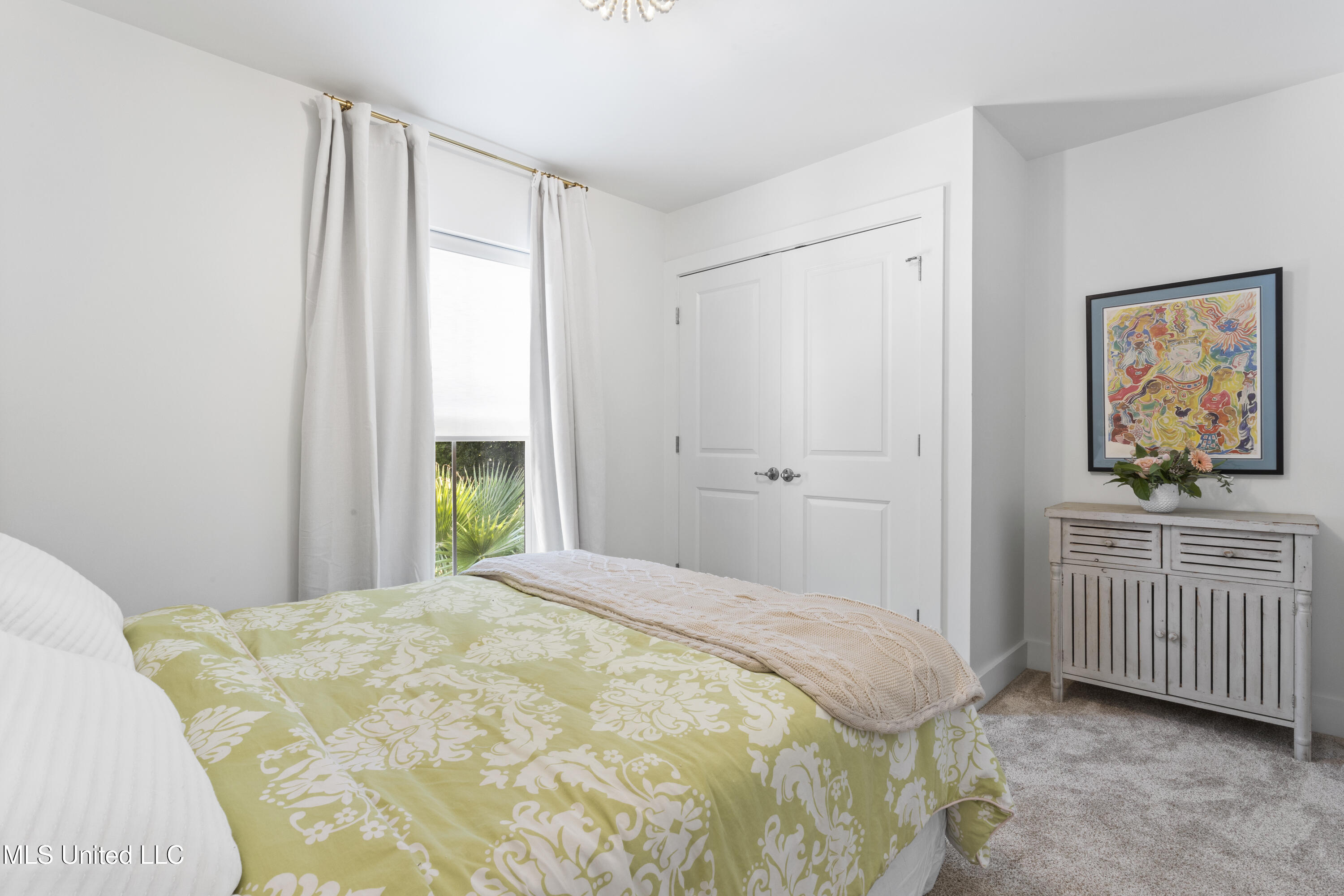 2207 Government Street, Unit 29 Ocean Springs, MS 39564 - Photo 17 of 27 Natural Lighting