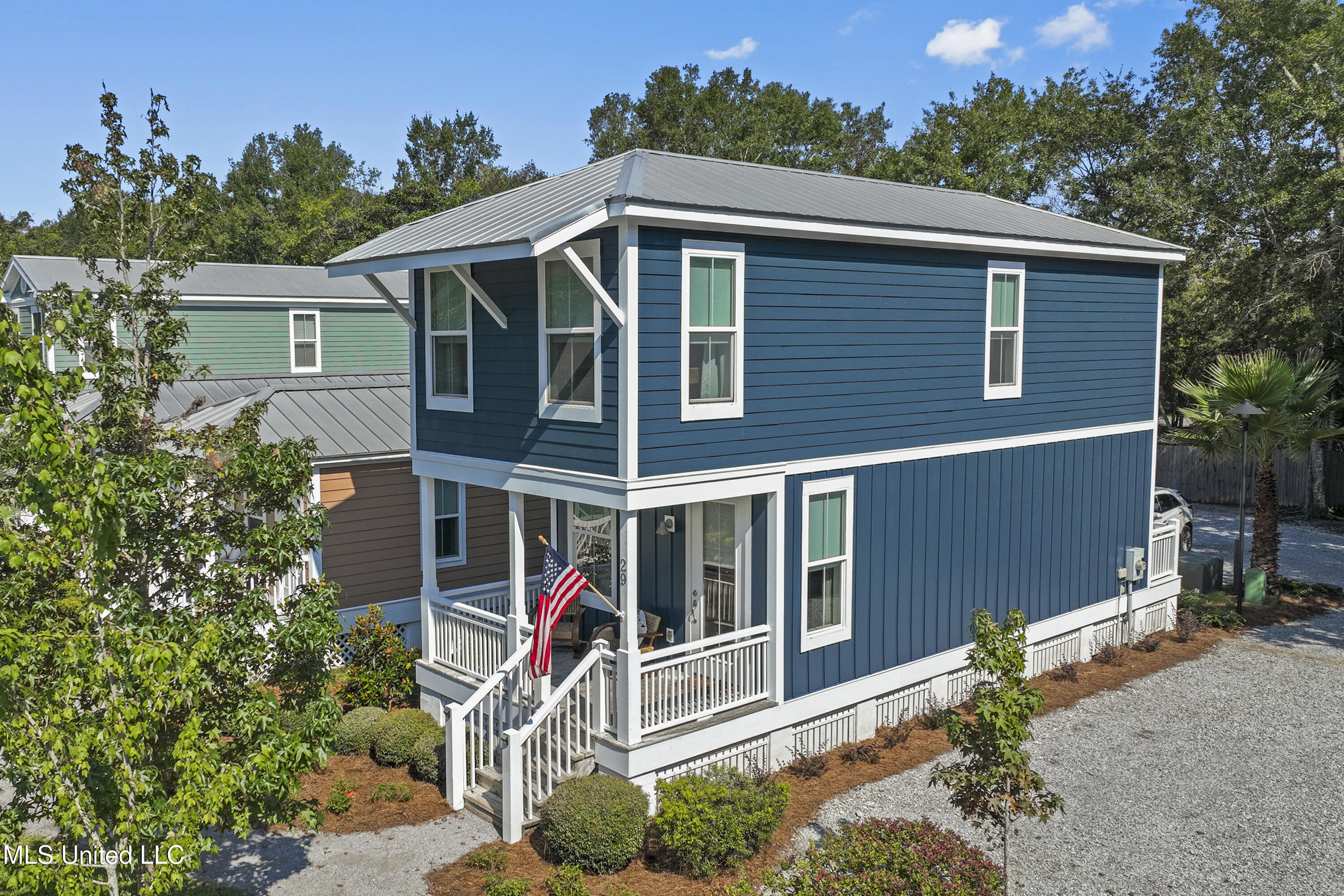 2207 Government Street, Unit 29 Ocean Springs, MS 39564 - Photo 24 of 27 Pretty Exterior
