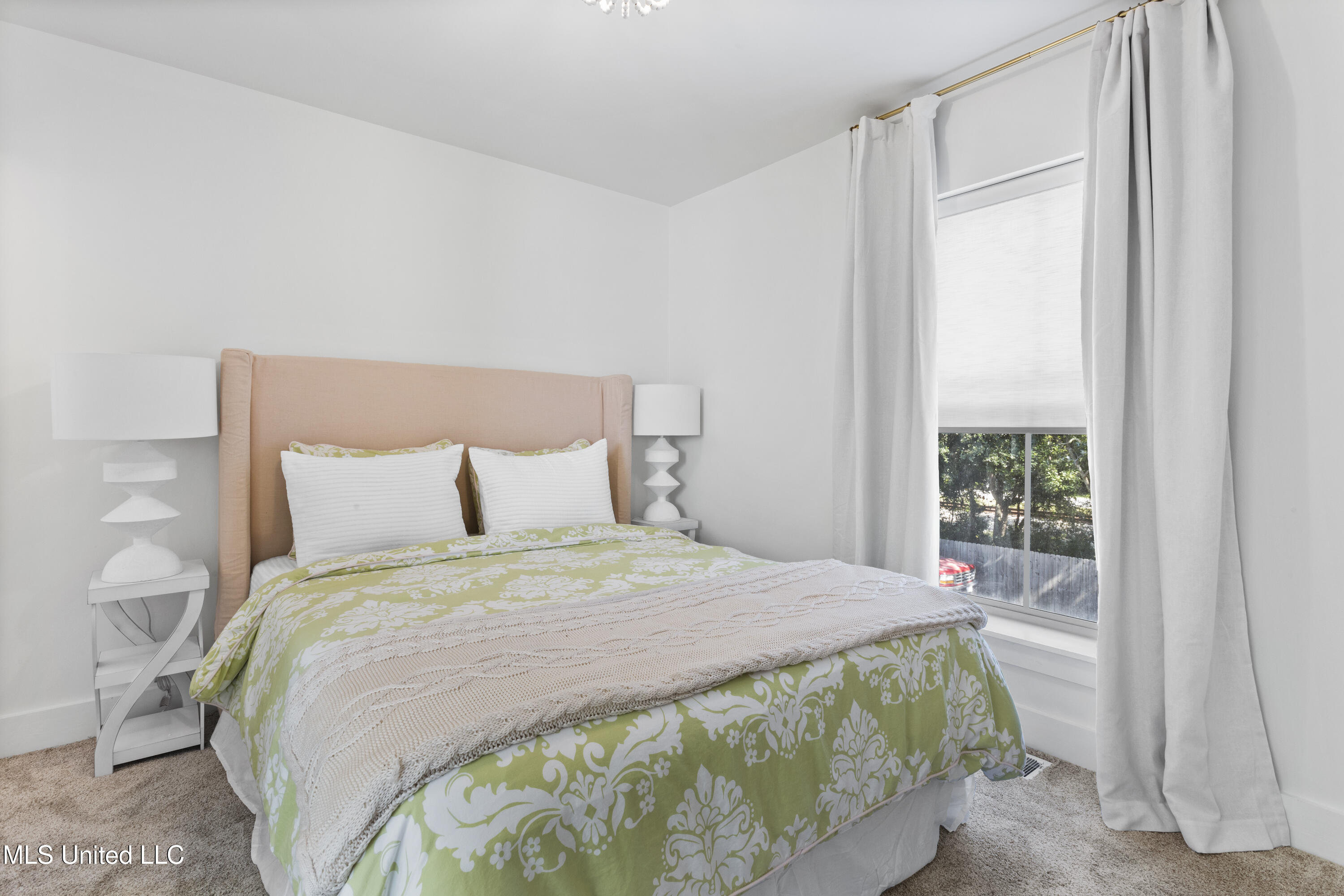 2207 Government Street, Unit 29 Ocean Springs, MS 39564 - Photo 6 of 27 Pretty Furniture