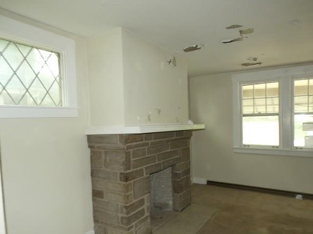 1319 Old Freeport Road Pittsburgh, PA 15238 - Photo 9 of 21 Gallery Image 9