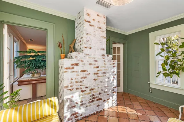 $2,300 | 821 Ingleside Avenue, Tallahassee, FL 32303