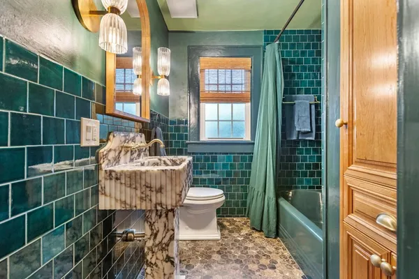 $2,300 | 821 Ingleside Avenue, Tallahassee, FL 32303