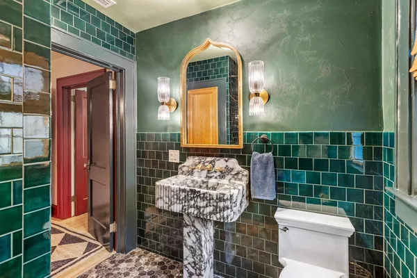 $2,300 | 821 Ingleside Avenue, Tallahassee, FL 32303