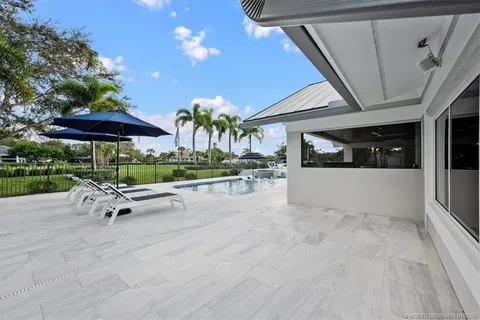 $1,975,000 | 6266 Southeast Oakmont Place, Stuart, FL 34997