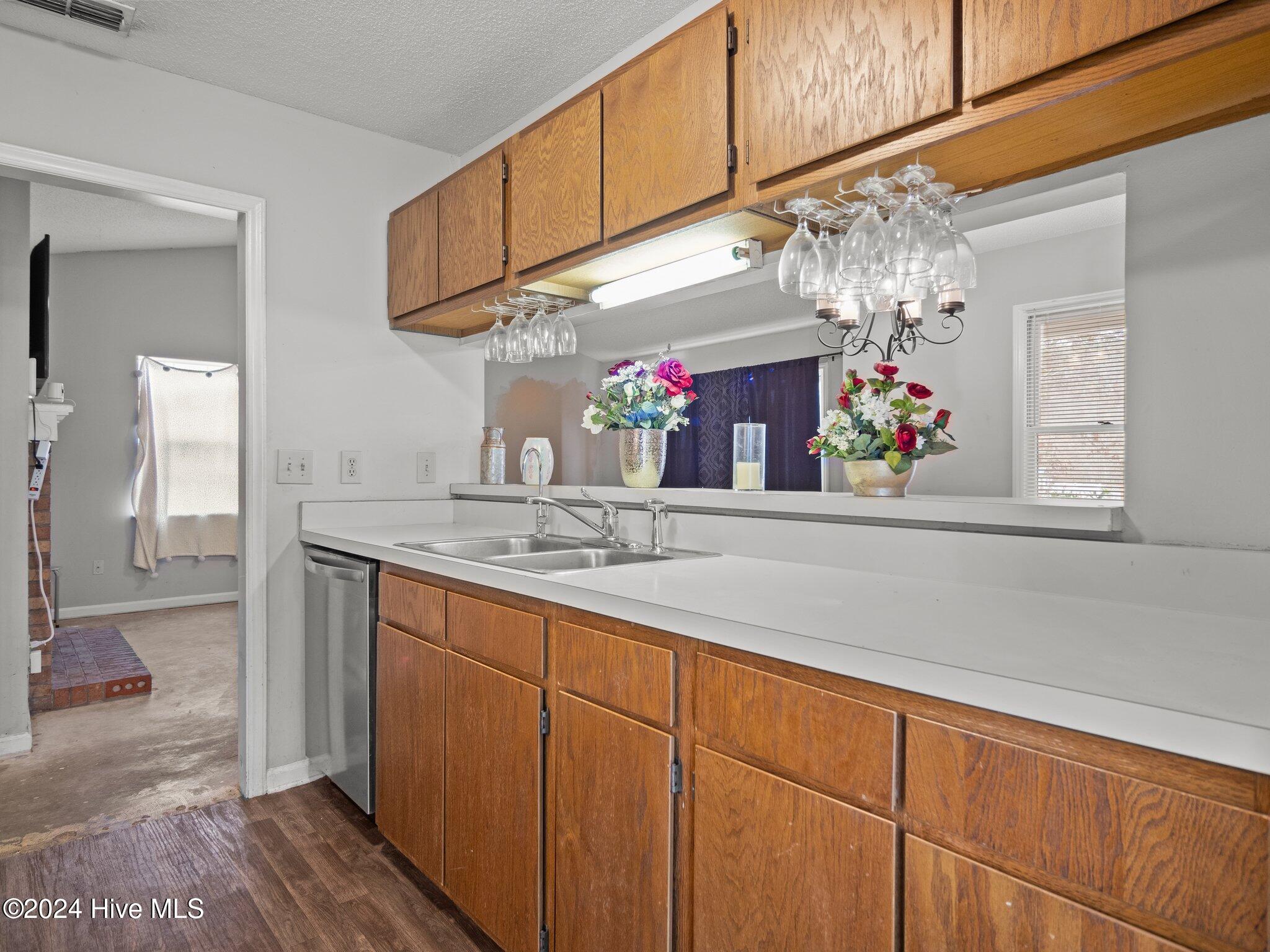 533 Shadowridge Road Jacksonville, NC 28546 - Photo 10 of 42 31-web-or-mls-PC191581