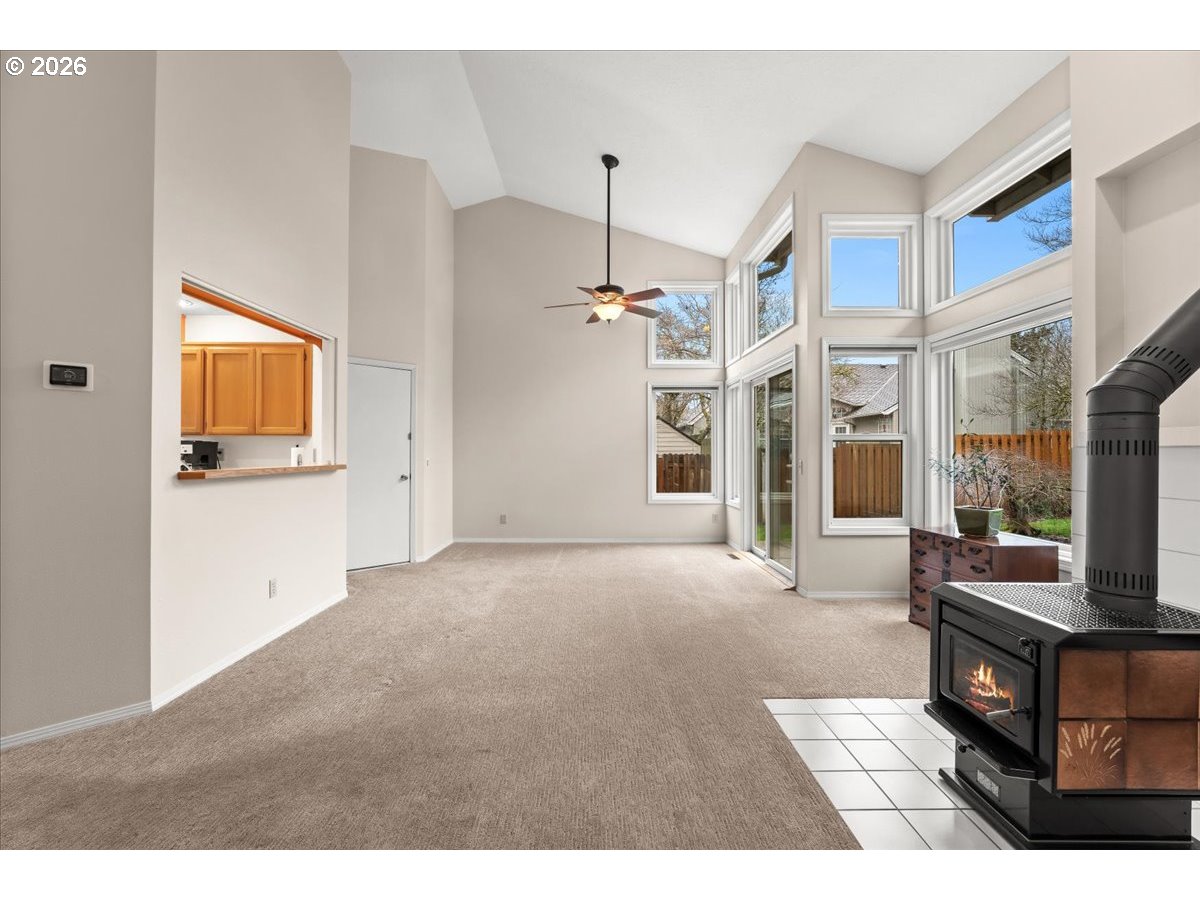 5696 Southwest Windfield Loop Lake Oswego, OR 97035 - Photo 7 of 38 Gallery Image 7