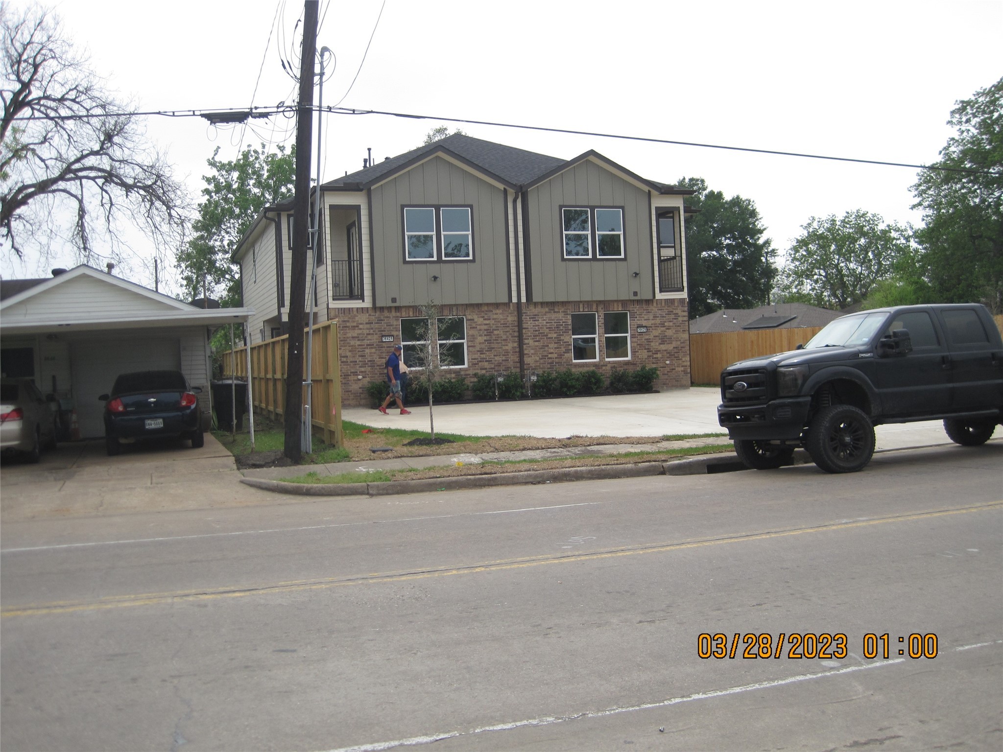 0 Mainer Houston, TX 77021 - Photo 9 of 9 a car parked in front of a house