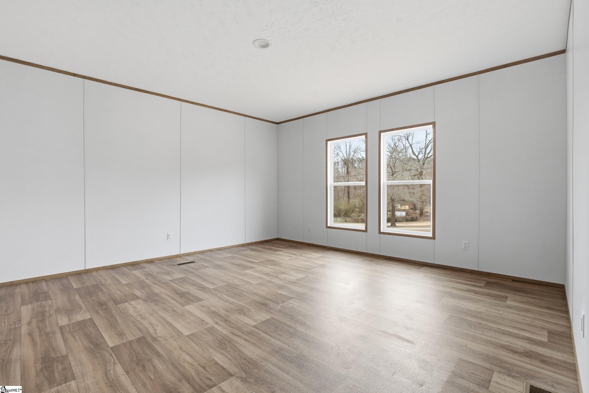 523 Raines Road Easley, SC 29640 - Photo 15 of 27