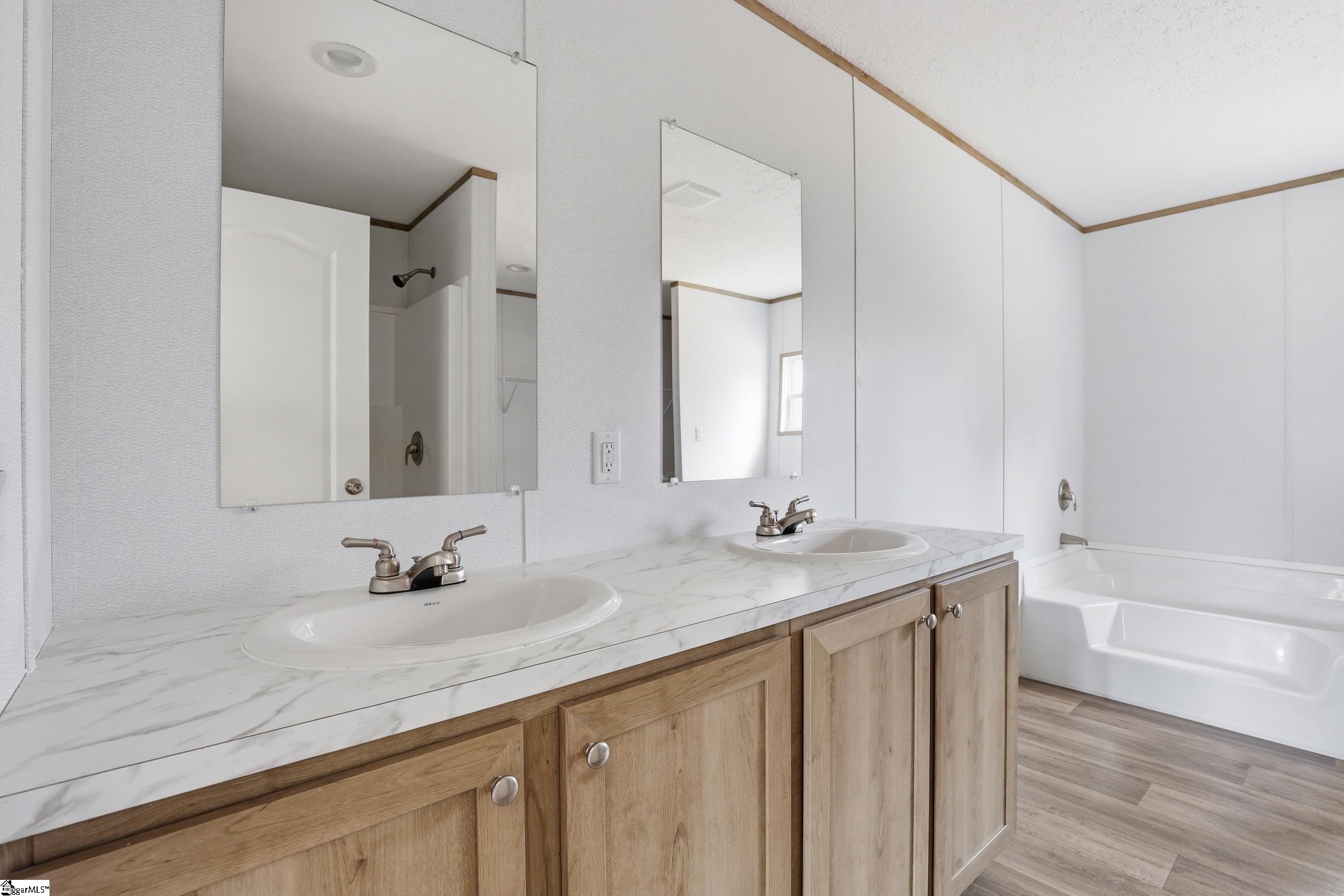 523 Raines Road Easley, SC 29640 - Photo 18 of 27