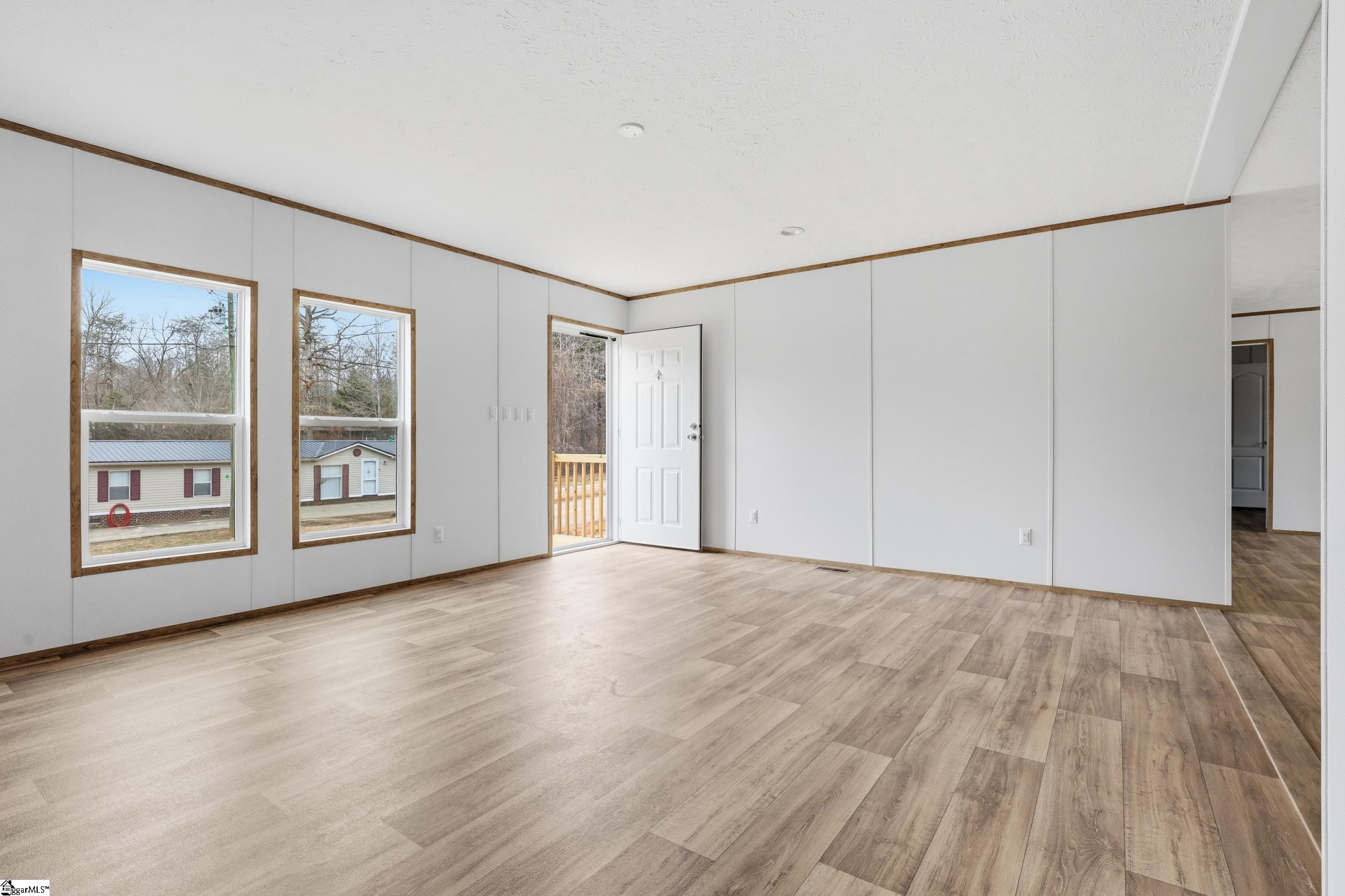 523 Raines Road Easley, SC 29640 - Photo 8 of 27