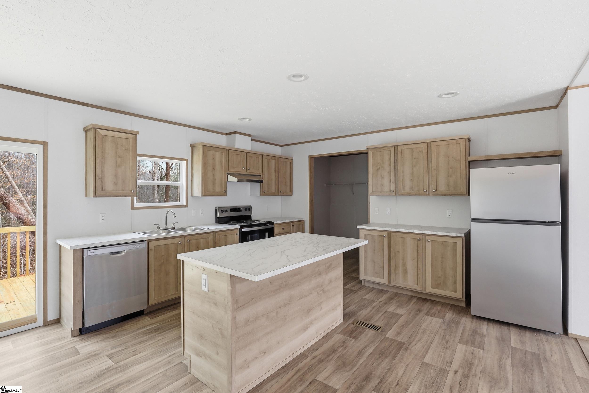 523 Raines Road Easley, SC 29640 - Photo 10 of 27