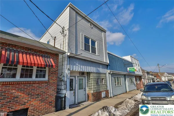 $165,000 | 50 West Catawissa Street, Nesquehoning, PA 18240