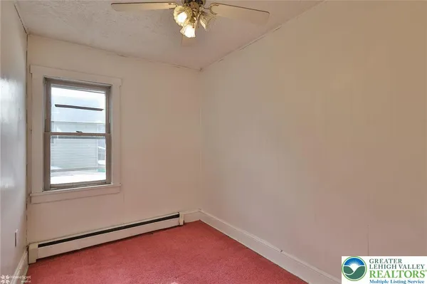 $165,000 | 50 West Catawissa Street, Nesquehoning, PA 18240