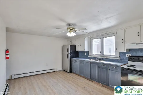 $165,000 | 50 West Catawissa Street, Nesquehoning, PA 18240