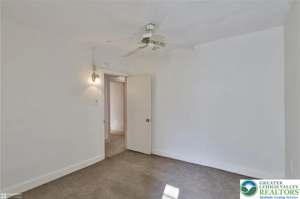 $165,000 | 50 West Catawissa Street, Nesquehoning, PA 18240
